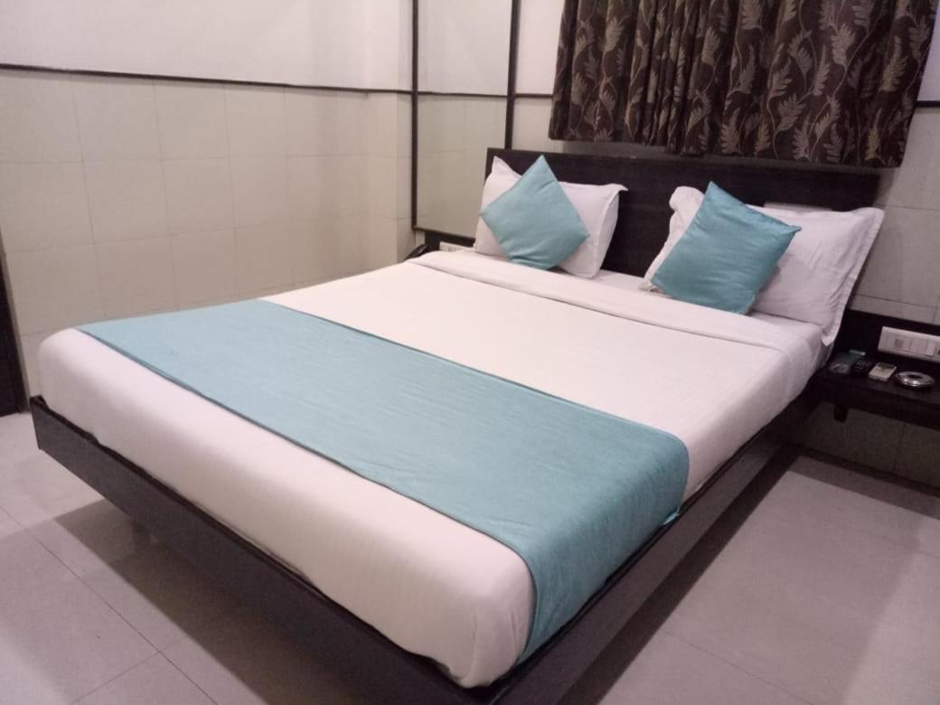 Hotel Sharda 孟买 外观 照片